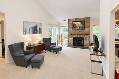 480 Green Bridge Lane #B, Prospect Heights, IL 60070 - Photo 3