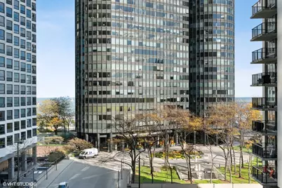 400 E Randolph Street #1123, Chicago, IL 60601 - Photo 11
