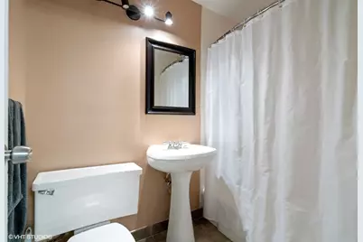 400 E Randolph Street #1123, Chicago, IL 60601 - Photo 9