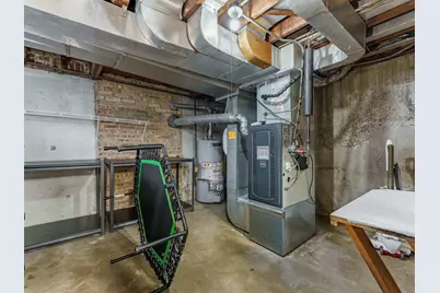 301 W Lonnquist Boulevard, Mount Prospect, IL 60056 - Photo 23