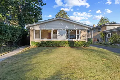 9752 Tripp Avenue, Skokie, IL 60076 - Photo 1