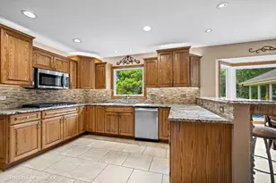 22256 Cambridge Dr, Kildeer, IL 60047 - Photo 13