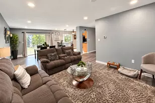 1331 S Finley Rd, Lombard, IL 60148 - Photo 5