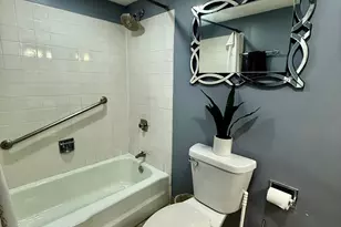 1331 S Finley Rd, Lombard, IL 60148 - Photo 11