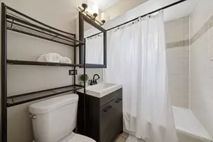 8716 S Richmond Ave, Evergreen Park, IL 60805 - Photo 17