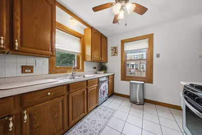 8716 S Richmond Avenue, Evergreen Park, IL 60805 - Photo 9