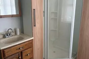 126 Peale St, Joliet, IL 60433 - Photo 5