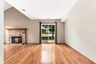 2540 Juricic Dr, Crest Hill, IL 60403 - Photo 7