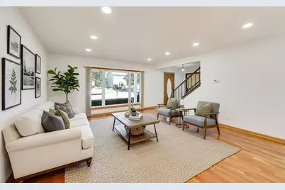 720 Dunhill Drive, Buffalo Grove, IL 60089 - Photo 5