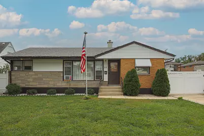 65 Victoria Drive, Northlake, IL 60164 - Photo 1