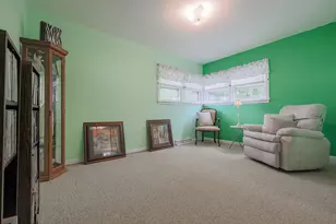 65 Victoria Dr, Northlake, IL 60164 - Photo 19