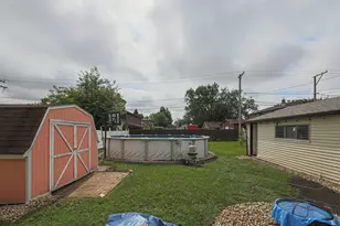 65 Victoria Dr, Northlake, IL 60164 - Photo 39