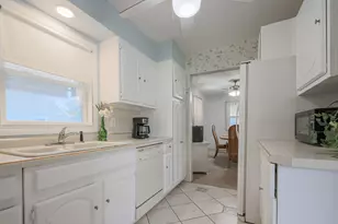 65 Victoria Dr, Northlake, IL 60164 - Photo 15