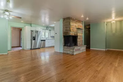 26815 W Nippersink Road, Ingleside, IL 60041 - Photo 11