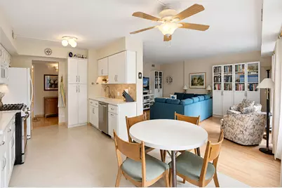 355 W Miner Street #1A, Arlington Heights, IL 60005 - Photo 5