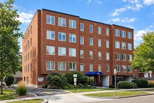 355 W Miner St, Arlington Heights, IL 60005 - Photo 1