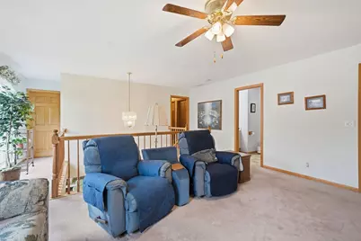 1406 Laurel Oaks Drive, Streamwood, IL 60107 - Photo 13