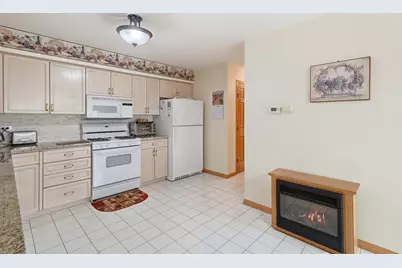 1406 Laurel Oaks Drive, Streamwood, IL 60107 - Photo 7