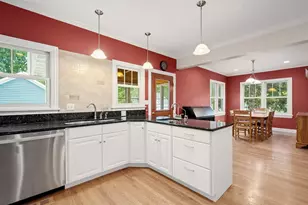 217 S Summit St, Wheaton, IL 60187 - Photo 15