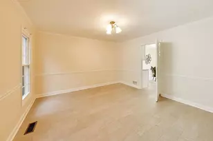 861 W Dorset Ave, Palatine, IL 60067 - Photo 13