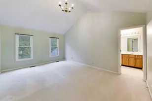 861 W Dorset Ave, Palatine, IL 60067 - Photo 15