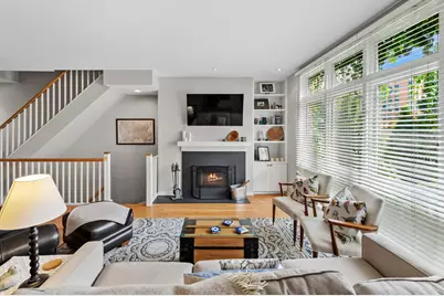1889 Maple Avenue #E2, Evanston, IL 60201 - Photo 5