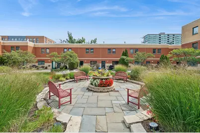 1889 Maple Avenue #E2, Evanston, IL 60201 - Photo 27