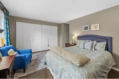 1889 Maple Avenue #E2, Evanston, IL 60201 - Photo 15