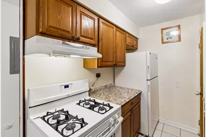 735 Hill Drive #112, Hoffman Estates, IL 60169 - Photo 5