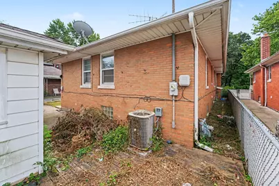 1037 Wentworth Avenue, Calumet City, IL 60409 - Photo 15