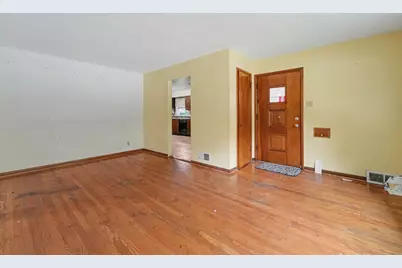 1037 Wentworth Avenue, Calumet City, IL 60409 - Photo 3