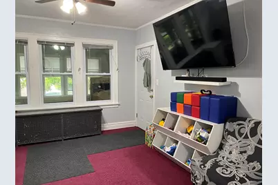 1921 Brown Avenue, Evanston, IL 60201 - Photo 5