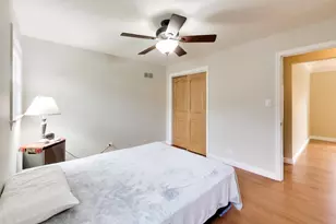 5022 N Busse Ave, Chicago, IL 60656 - Photo 15