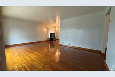 1934 Norfolk Avenue, Westchester, IL 60154 - Photo 9