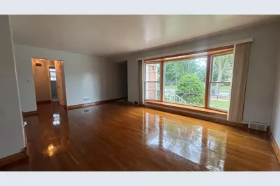 1934 Norfolk Avenue, Westchester, IL 60154 - Photo 5
