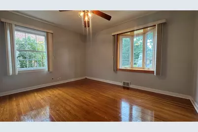 1934 Norfolk Avenue, Westchester, IL 60154 - Photo 13