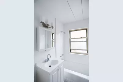 5649 N Christiana Avenue #3E, Chicago, IL 60659 - Photo 7