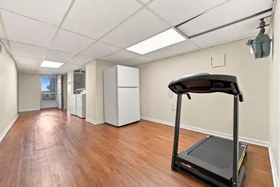 2940 W Greenleaf Avenue, Chicago, IL 60645 - Photo 27