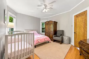 2940 W Greenleaf Ave, Chicago, IL 60645 - Photo 9