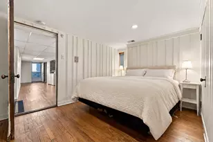 2940 W Greenleaf Ave, Chicago, IL 60645 - Photo 23
