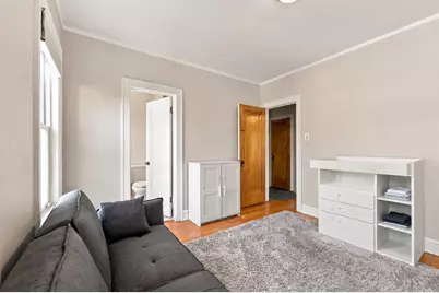 2940 W Greenleaf Avenue, Chicago, IL 60645 - Photo 11