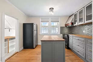 3542 N Albany Ave, Chicago, IL 60618 - Photo 5
