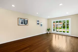 340 James Ave, Mundelein, IL 60060 - Photo 5