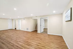 340 James Ave, Mundelein, IL 60060 - Photo 21