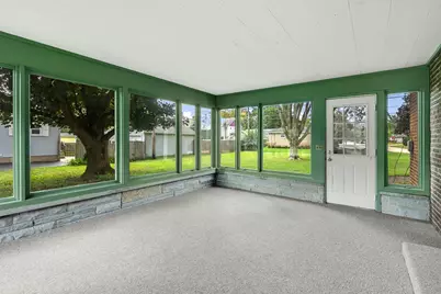 340 James Avenue, Mundelein, IL 60060 - Photo 15