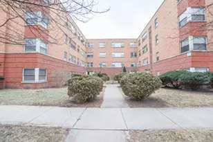 5653 N Christiana Ave, Chicago, IL 60659 - Photo 1