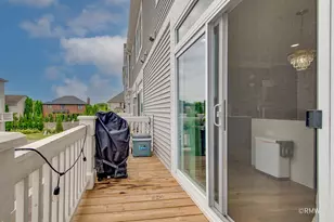 230 Timberleaf Cir, Roselle, IL 60172 - Photo 25