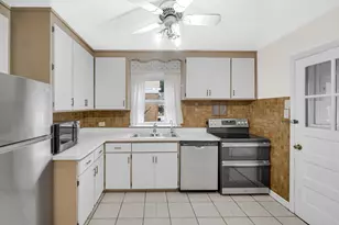 3915 W 104th St, Chicago, IL 60655 - Photo 9