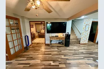 2211 Deets Road, Sterling, IL 61081 - Photo 5