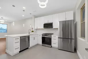 3923 W Ainslie St, Chicago, IL 60625 - Photo 9